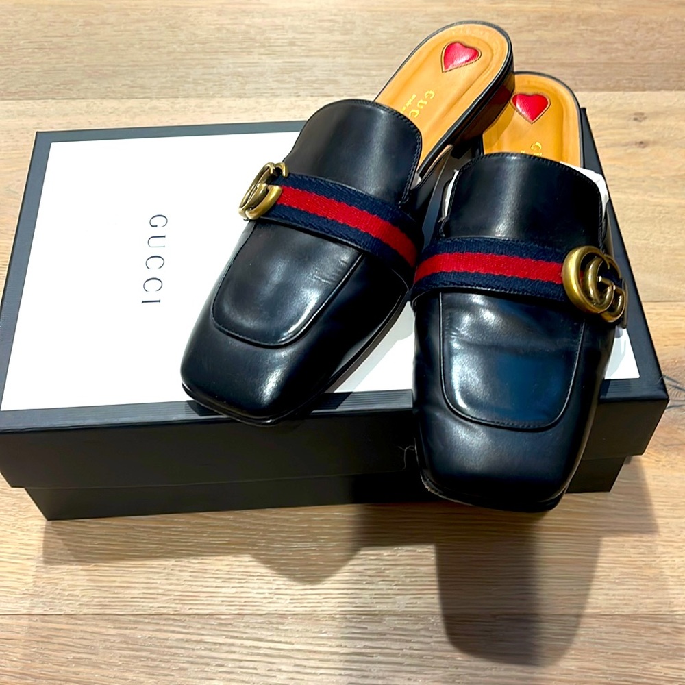 Gucci Slides. Size 39 - image 1